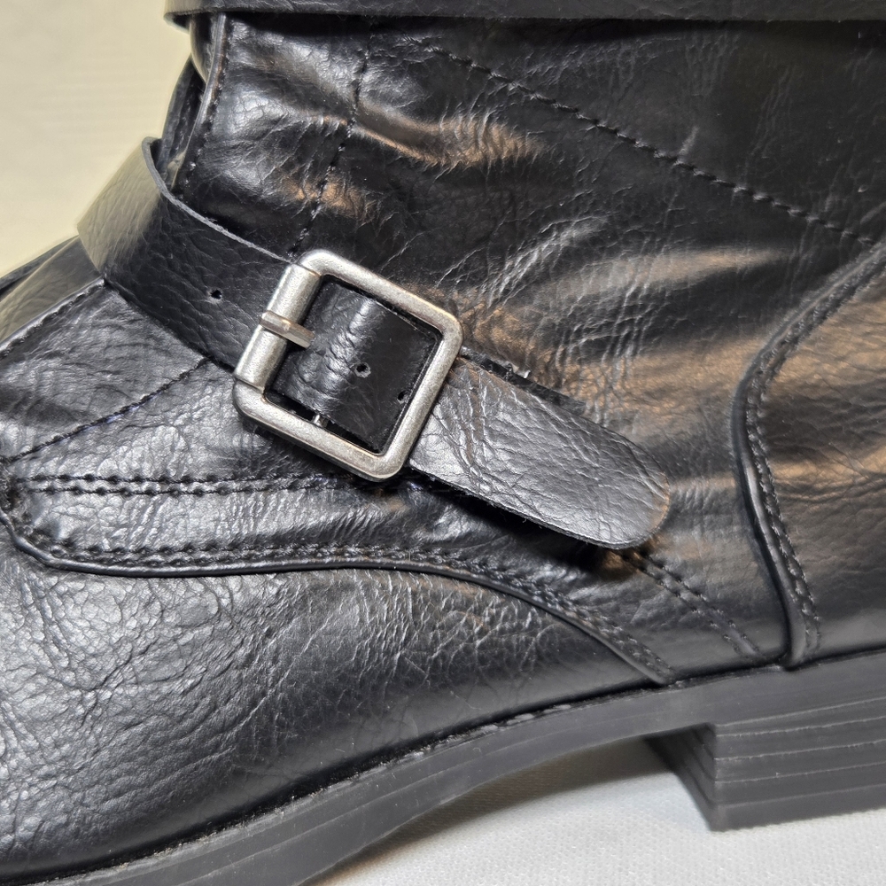 NWOT Torrid Mid Shaft Buckle Bootie - Faux Leather Black (WW) Size-8WW - Picture 8 of 13